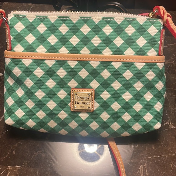 Dooney & Bourke White and Green Crossbody Bag Never Used - Picture 2 of 9